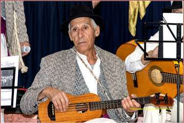 Taror parrandea a La Navidad en La Breña/TA.